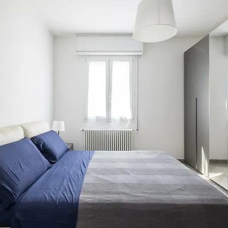 Il Fortino Dei Pinatti Fiera - Tecnopolo - Parco Nord * Болонья