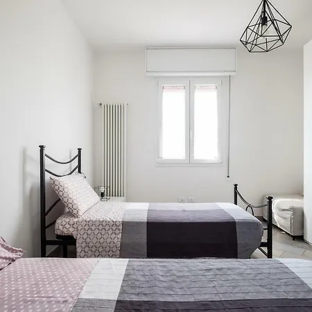 Il Fortino Dei Pinatti Fiera - Tecnopolo - Parco Nord *